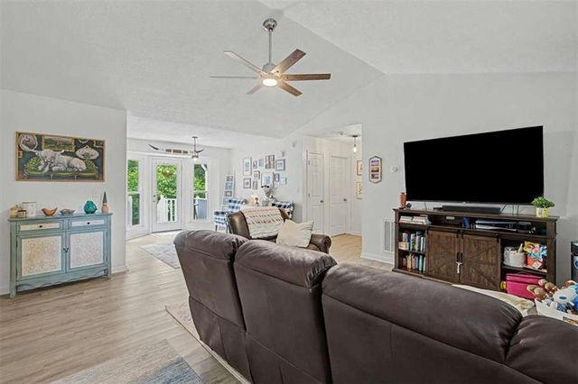 140 Pinnacle Way, Carrollton, GA 30117