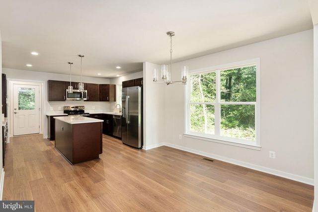 803 ALBROUGH BLVD, Colonial Beach, VA 22443