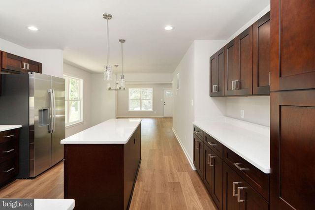803 ALBROUGH BLVD, Colonial Beach, VA 22443