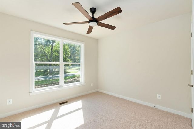 803 ALBROUGH BLVD, Colonial Beach, VA 22443