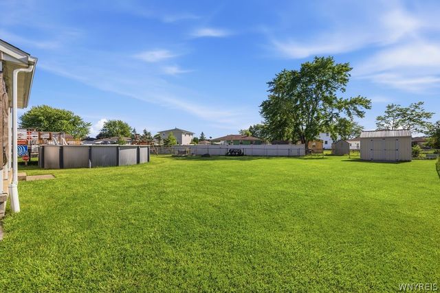 6922 Walmore Road, Wheatfield, NY 14304