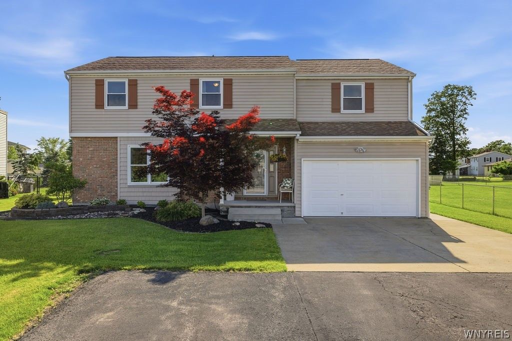 6922 Walmore Road, Wheatfield, NY 14304