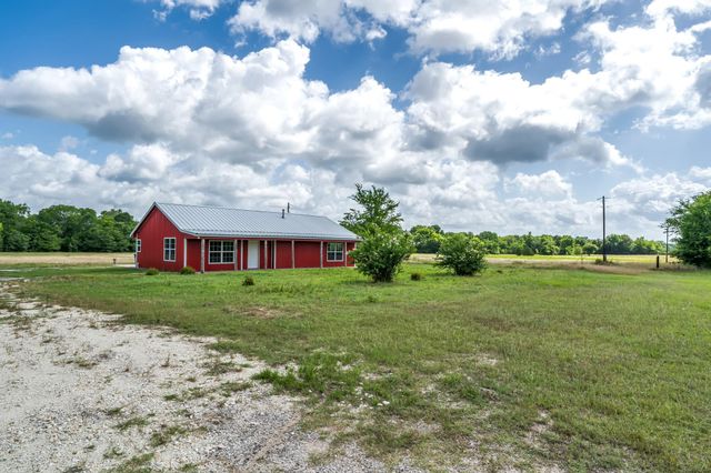 5550 Fm 230, Lovelady, TX 75851