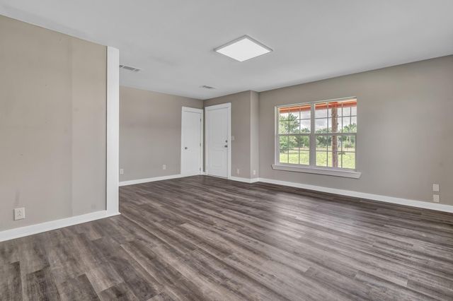 5550 Fm 230, Lovelady, TX 75851