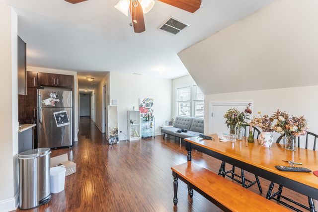 3047 N Kimball Avenue 3, Chicago, IL 60618