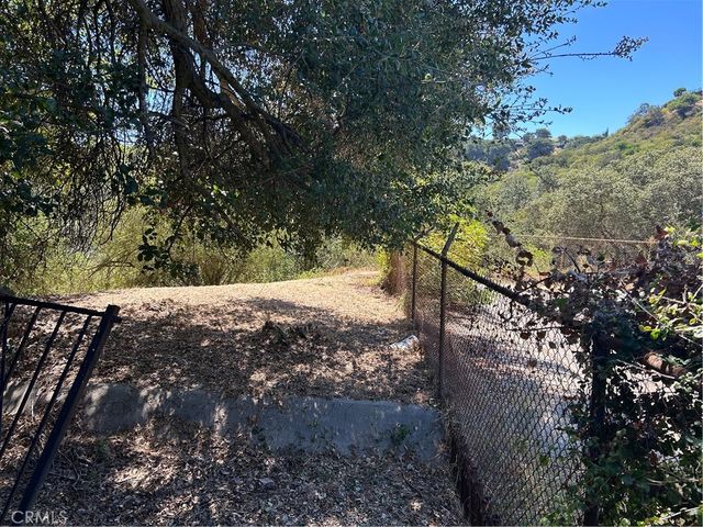 2451 Nalin DR, Los Angeles, CA 90077