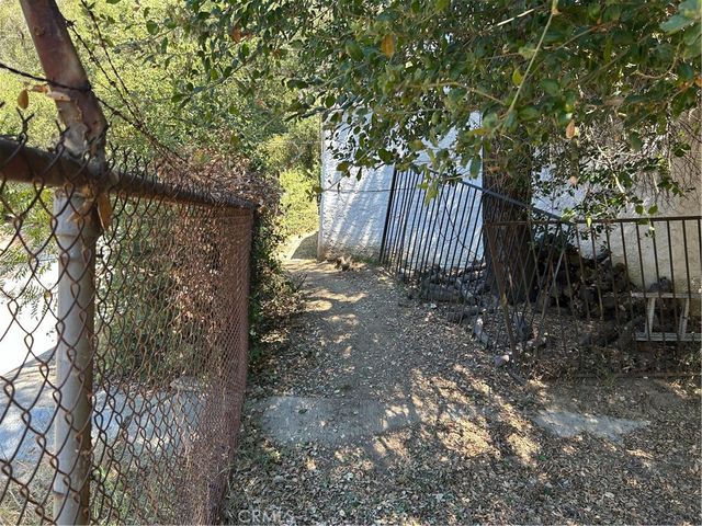 2451 Nalin DR, Los Angeles, CA 90077
