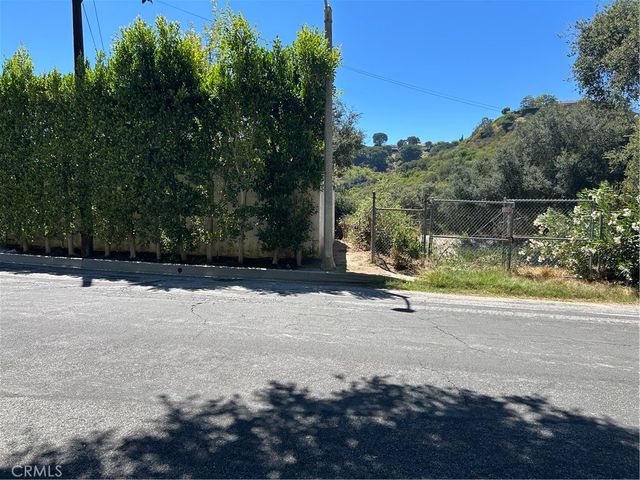 2451 Nalin DR, Los Angeles, CA 90077