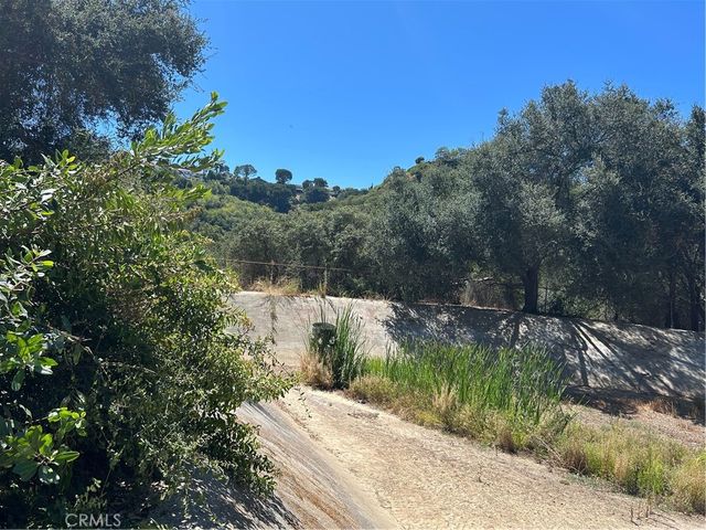 2451 Nalin DR, Los Angeles, CA 90077
