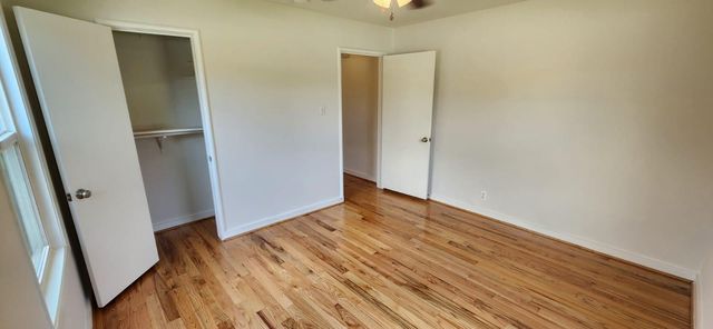 5501 Huisache Street, Houston, TX 77081