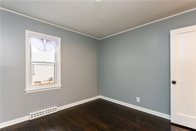 90 Eastland Road, Rochester, NY 14616