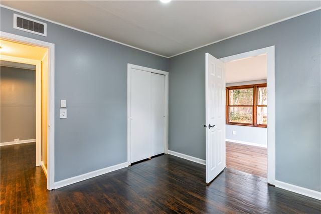 90 Eastland Road, Rochester, NY 14616