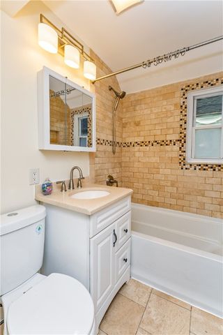 90 Eastland Road, Rochester, NY 14616