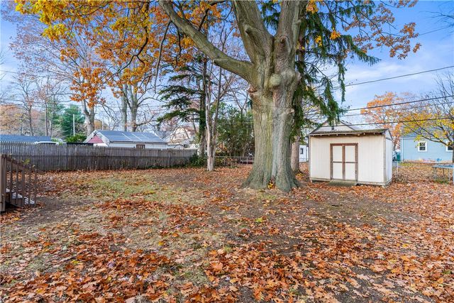 90 Eastland Road, Rochester, NY 14616