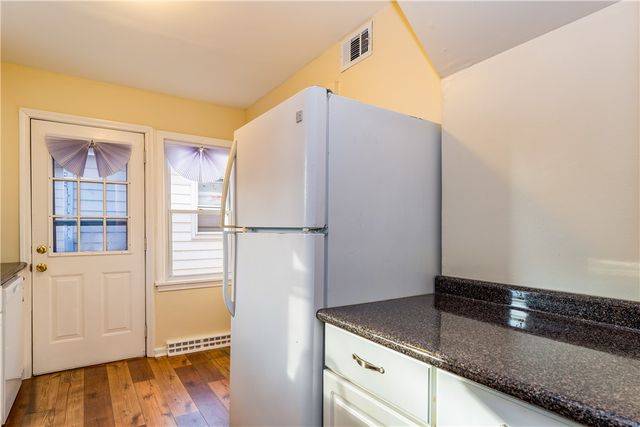 90 Eastland Road, Rochester, NY 14616