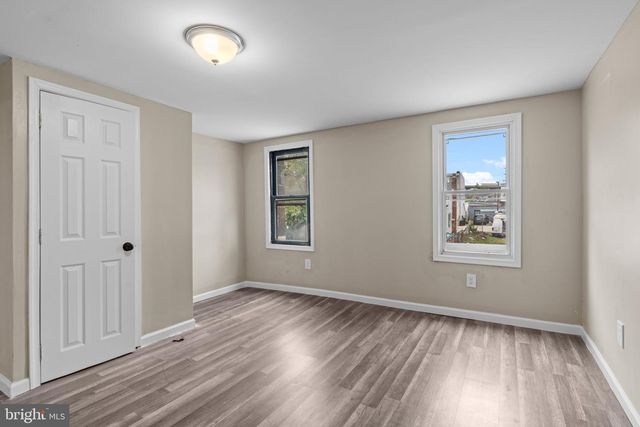 327 MERCER ST, Gloucester City, NJ 08030