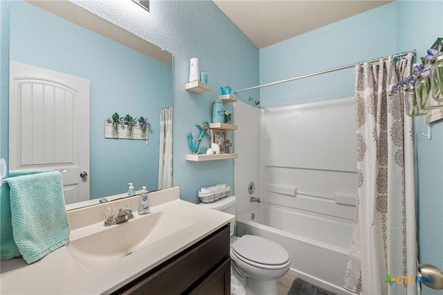 464 Copper Hill Drive, New Braunfels, TX 78130