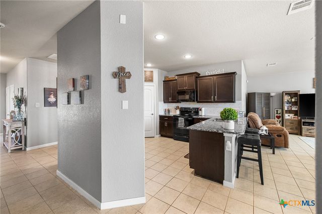 464 Copper Hill Drive, New Braunfels, TX 78130