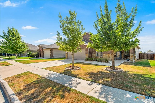 464 Copper Hill Drive, New Braunfels, TX 78130