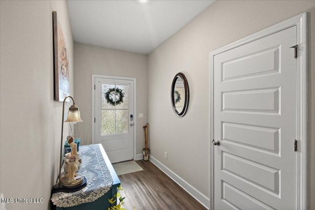 203 Vision Cove, Canton, MS 39046