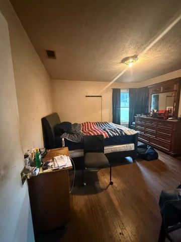 1531 E Lakeview Drive, Dallas, TX 75216