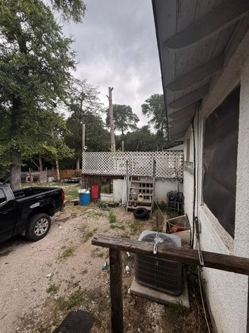 1531 E Lakeview Drive, Dallas, TX 75216