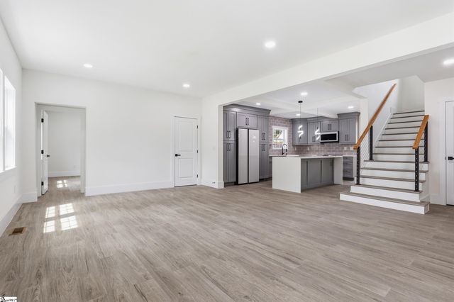 1111 E River Street, Anderson, SC 29624