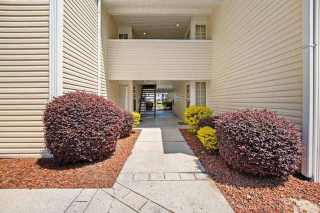 8861 Duckview Dr Apt F, Surfside Beach, SC 29575