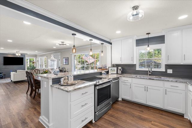 1801 Woodlawn Avenue, Corsicana, TX 75110