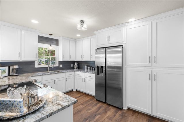 1801 Woodlawn Avenue, Corsicana, TX 75110