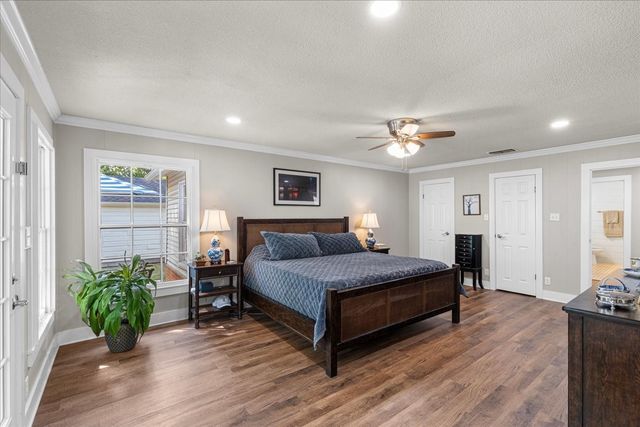 1801 Woodlawn Avenue, Corsicana, TX 75110