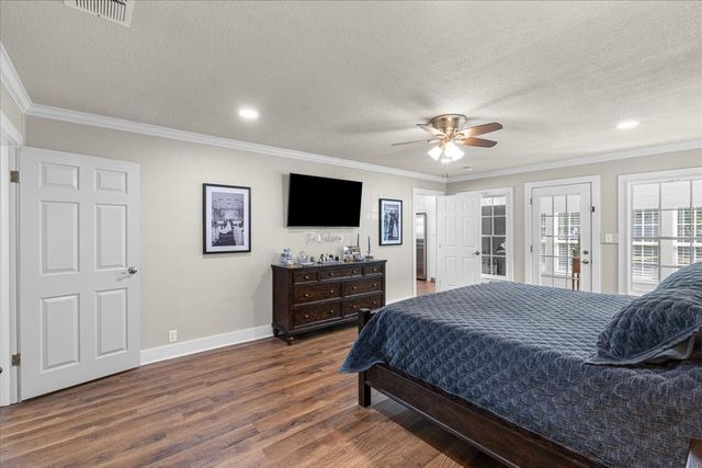 1801 Woodlawn Avenue, Corsicana, TX 75110