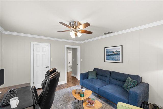 1801 Woodlawn Avenue, Corsicana, TX 75110