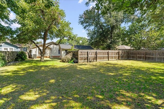 1801 Woodlawn Avenue, Corsicana, TX 75110