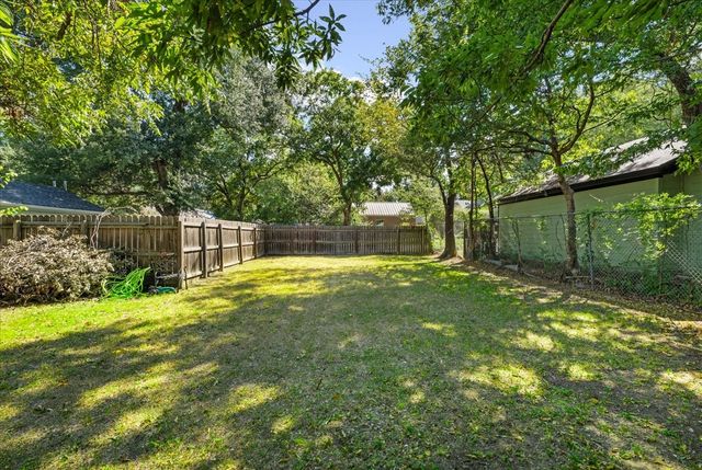 1801 Woodlawn Avenue, Corsicana, TX 75110