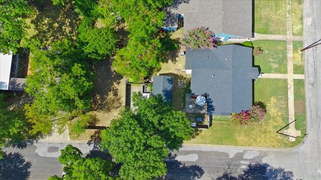 1801 Woodlawn Avenue, Corsicana, TX 75110