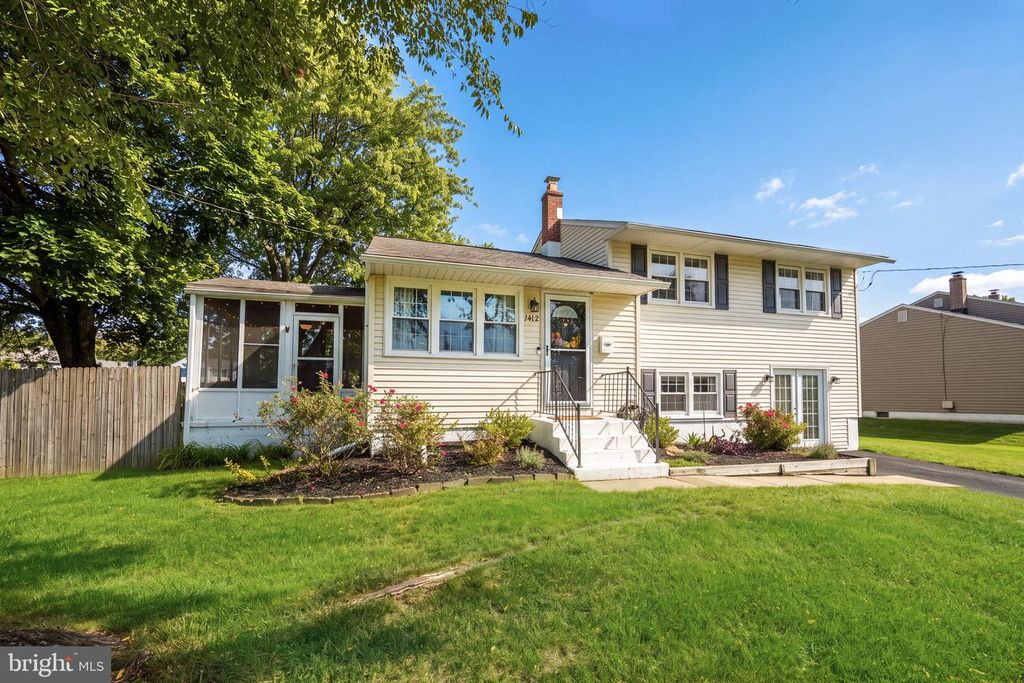 1412 OAK HILL DR, WILMINGTON, DE 19805 — photo 4