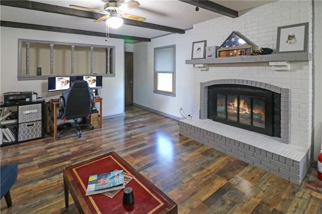 26 NE 360th Road, Warrensburg, MO 64093