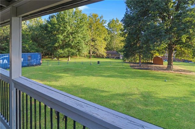 26 NE 360th Road, Warrensburg, MO 64093