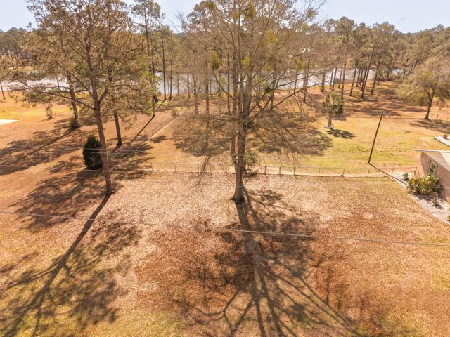 10 Lake Drive Lot 7, Defuniak Springs, FL 32433