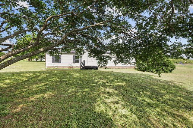 1572 Old Nashville Dirt Rd, Shelbyville, TN 37160