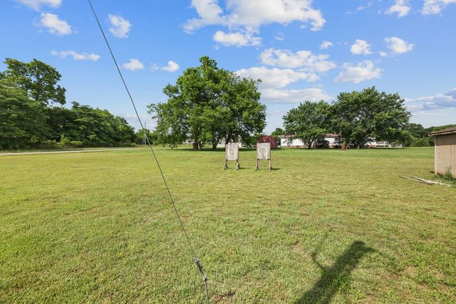 1572 Old Nashville Dirt Rd, Shelbyville, TN 37160