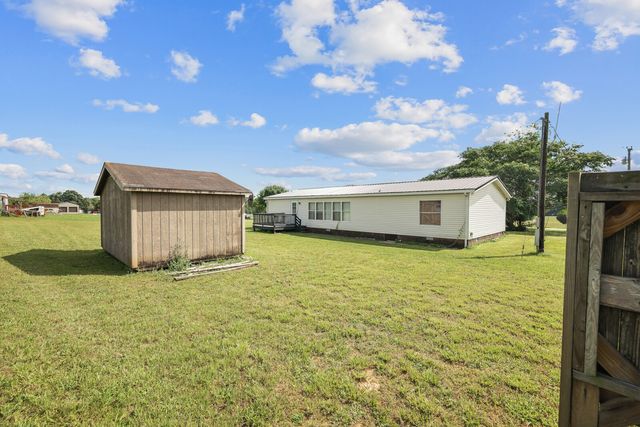 1572 Old Nashville Dirt Rd, Shelbyville, TN 37160