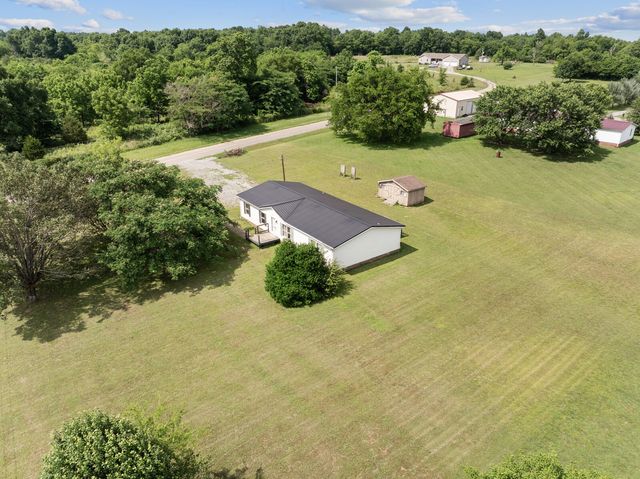 1572 Old Nashville Dirt Rd, Shelbyville, TN 37160