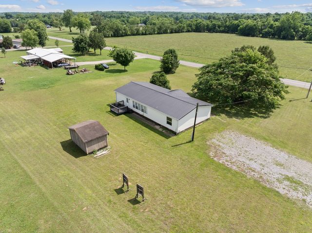 1572 Old Nashville Dirt Rd, Shelbyville, TN 37160