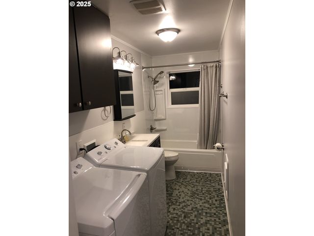 302 S 19TH Ave, Cornelius, OR 97113