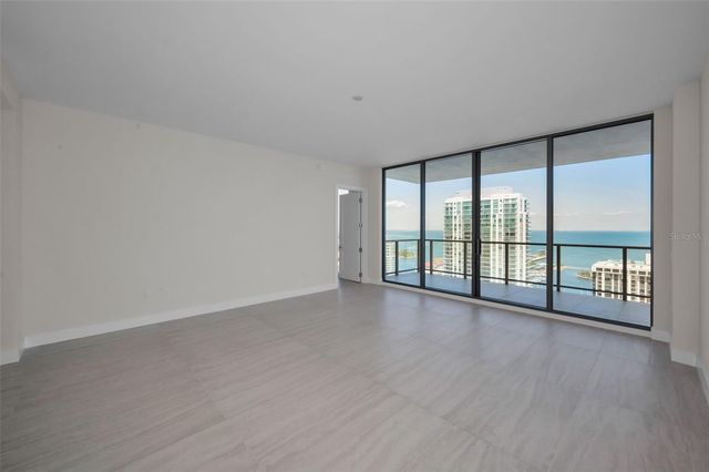 275 1ST AVENUE S 3503, St Petersburg, FL 33701