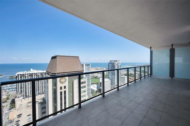 275 1ST AVENUE S 3503, St Petersburg, FL 33701