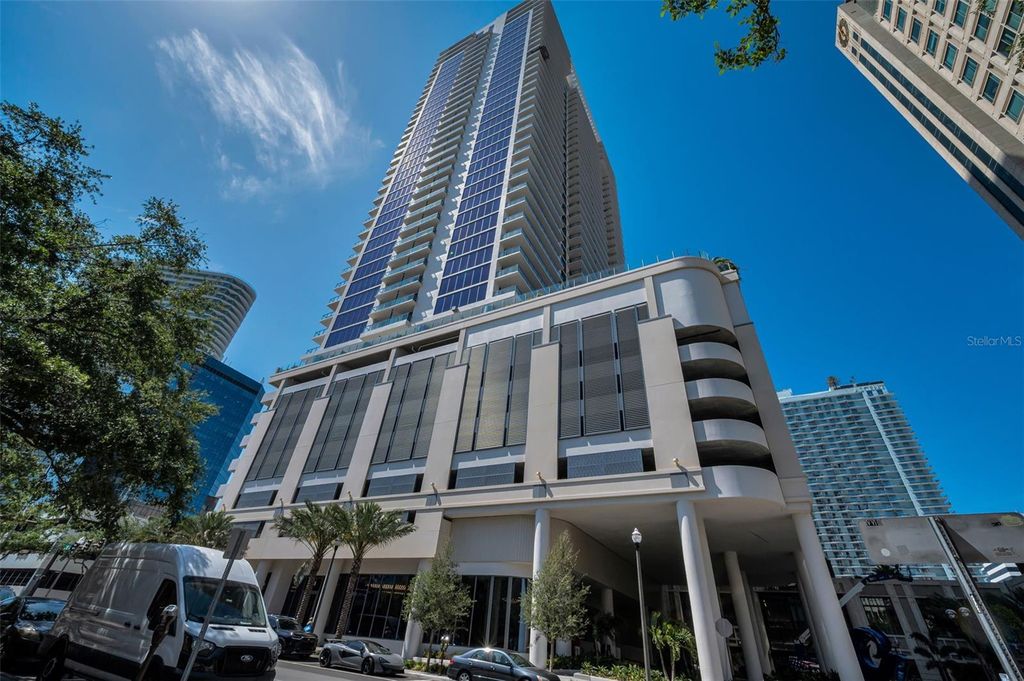 275 1ST AVENUE S 3503, St Petersburg, FL 33701