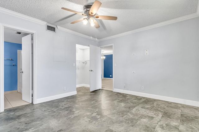 5510 Lakeside Drive 202, Margate, FL 33063